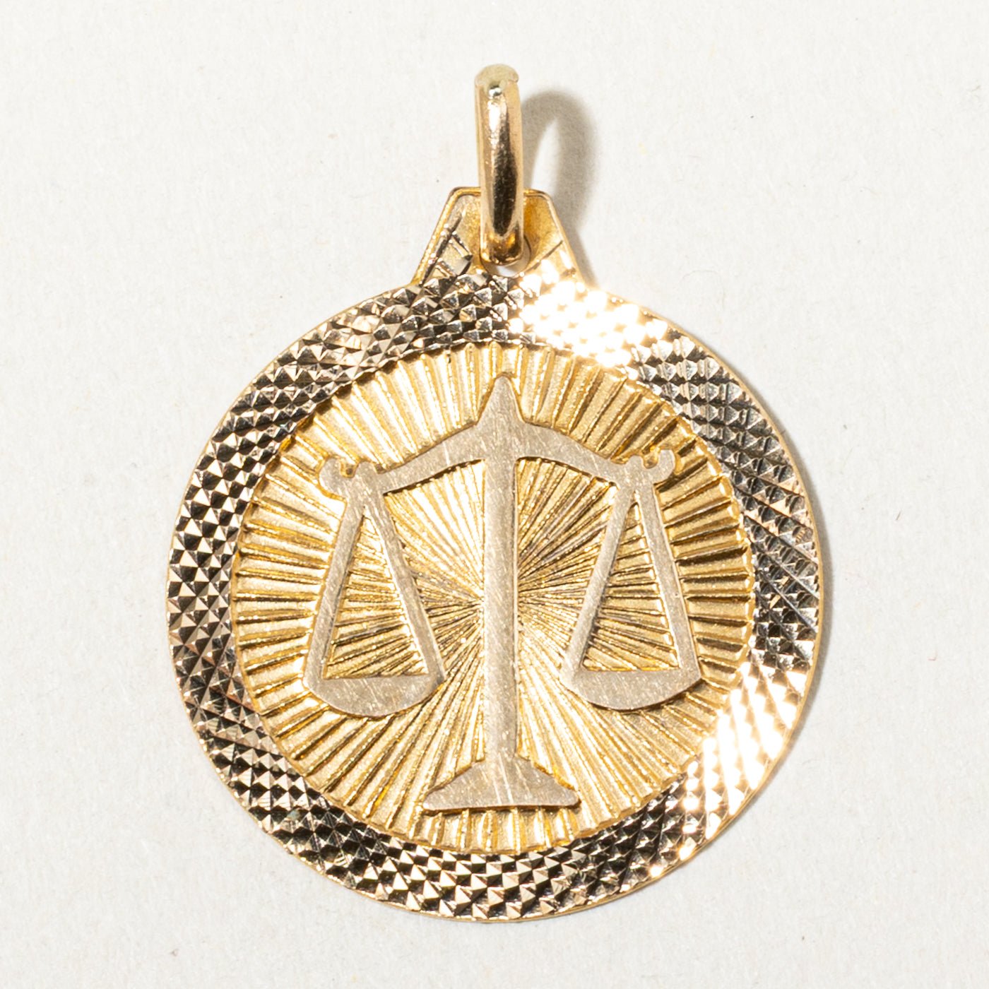 18k Yellow & White Gold Diamond-Cut Libra Zodiac Circle Pendant