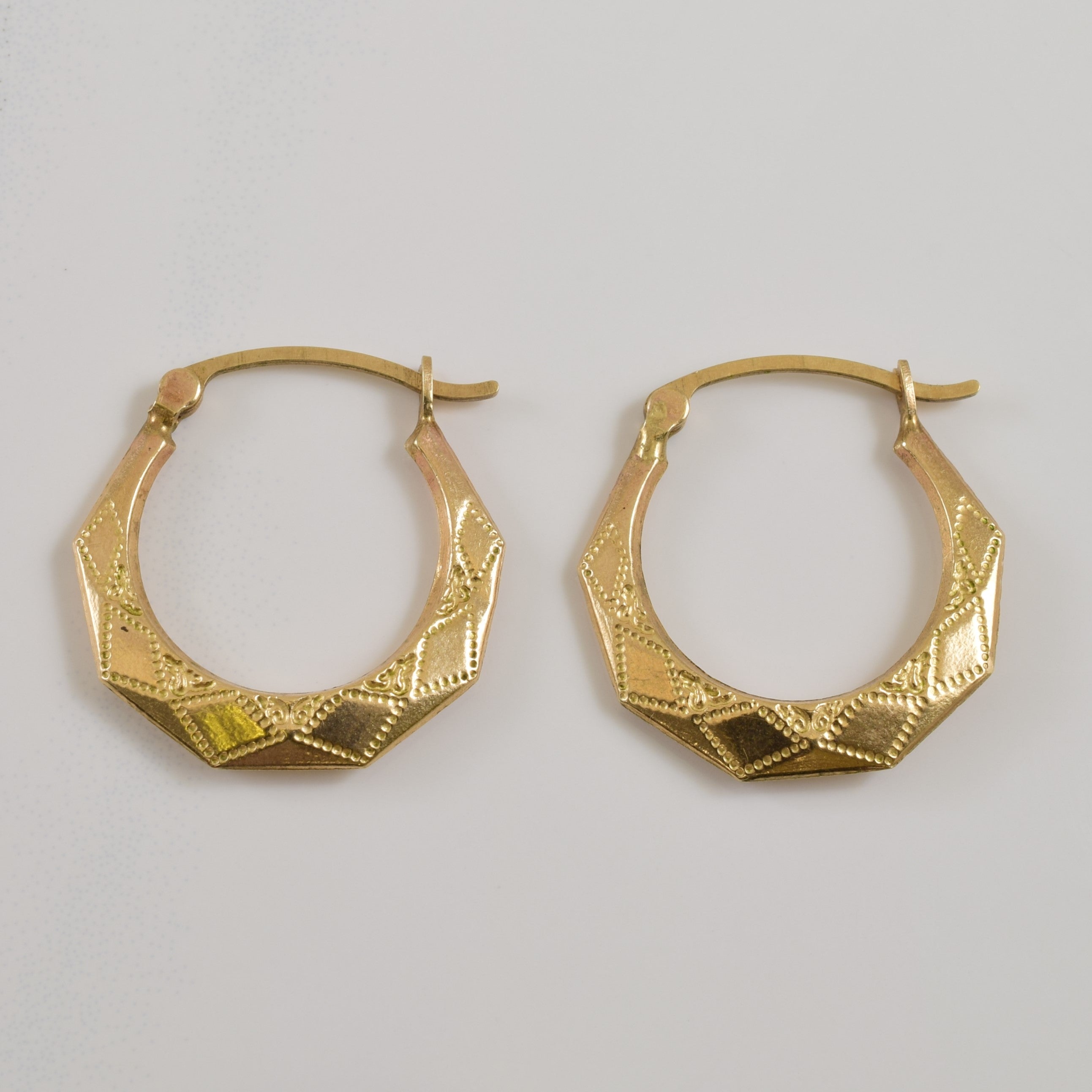 10k Yellow Gold Hoop Earrings |