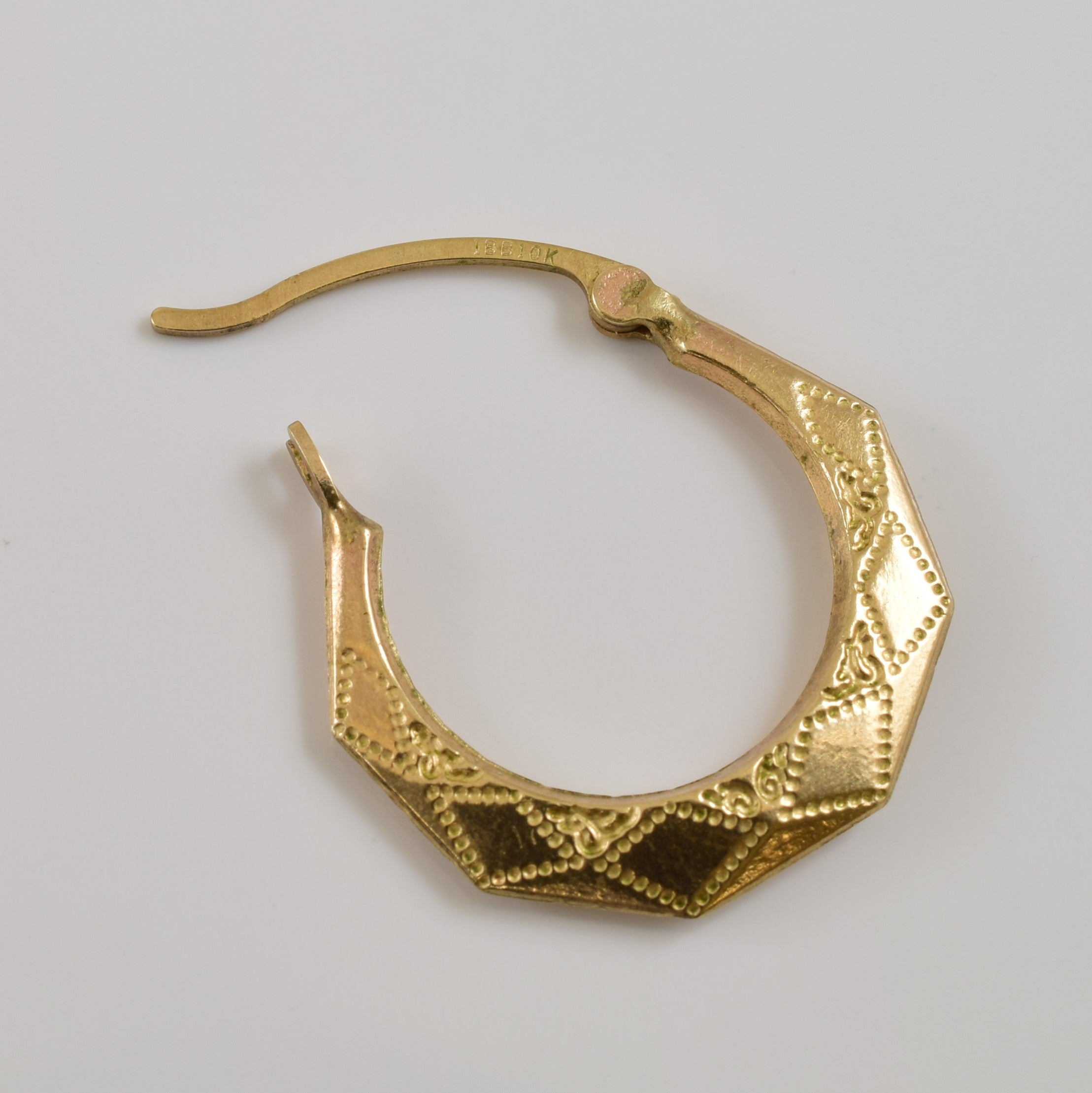 10k Yellow Gold Hoop Earrings |