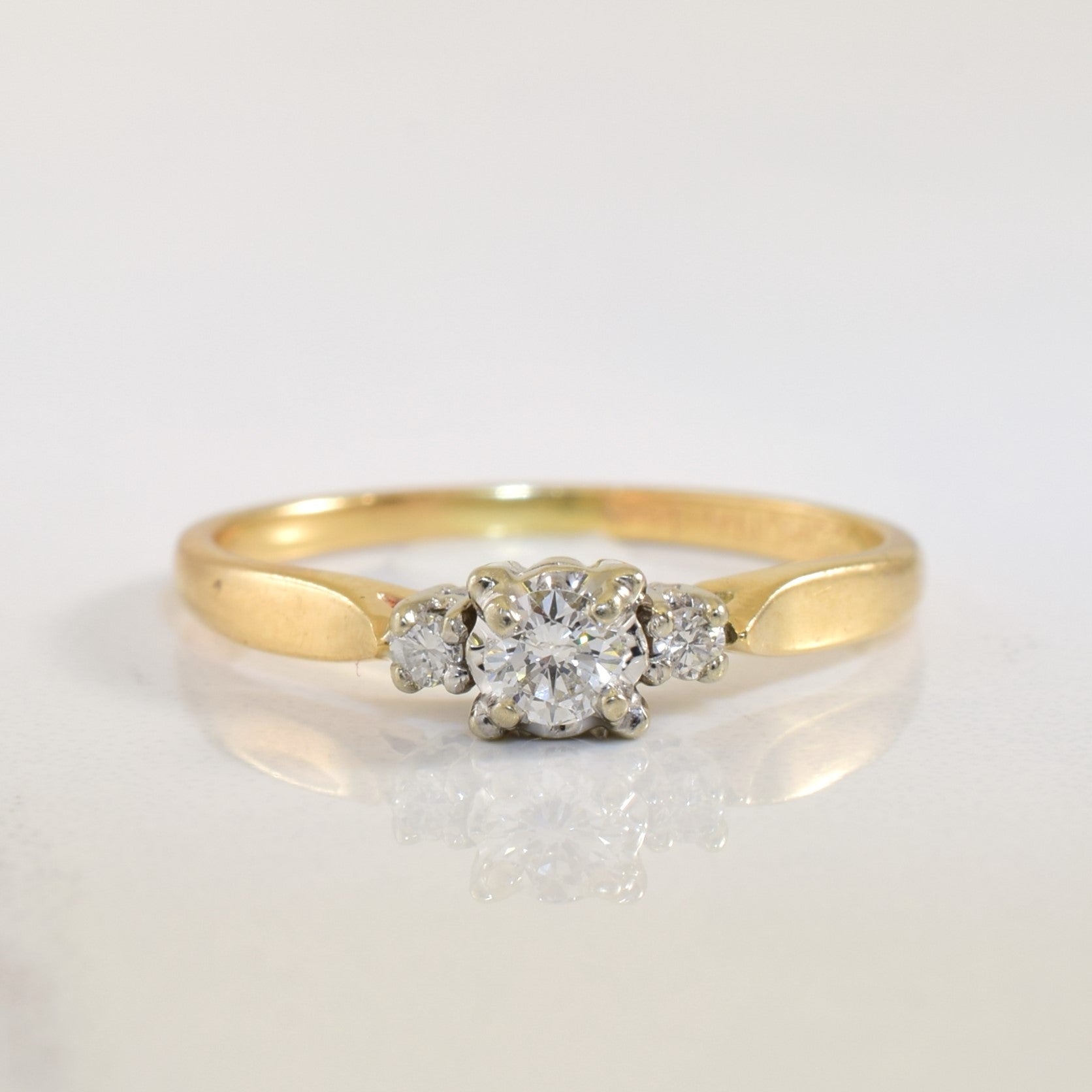 Bague trois diamants | 0,12 ct au total | Taille 5 |