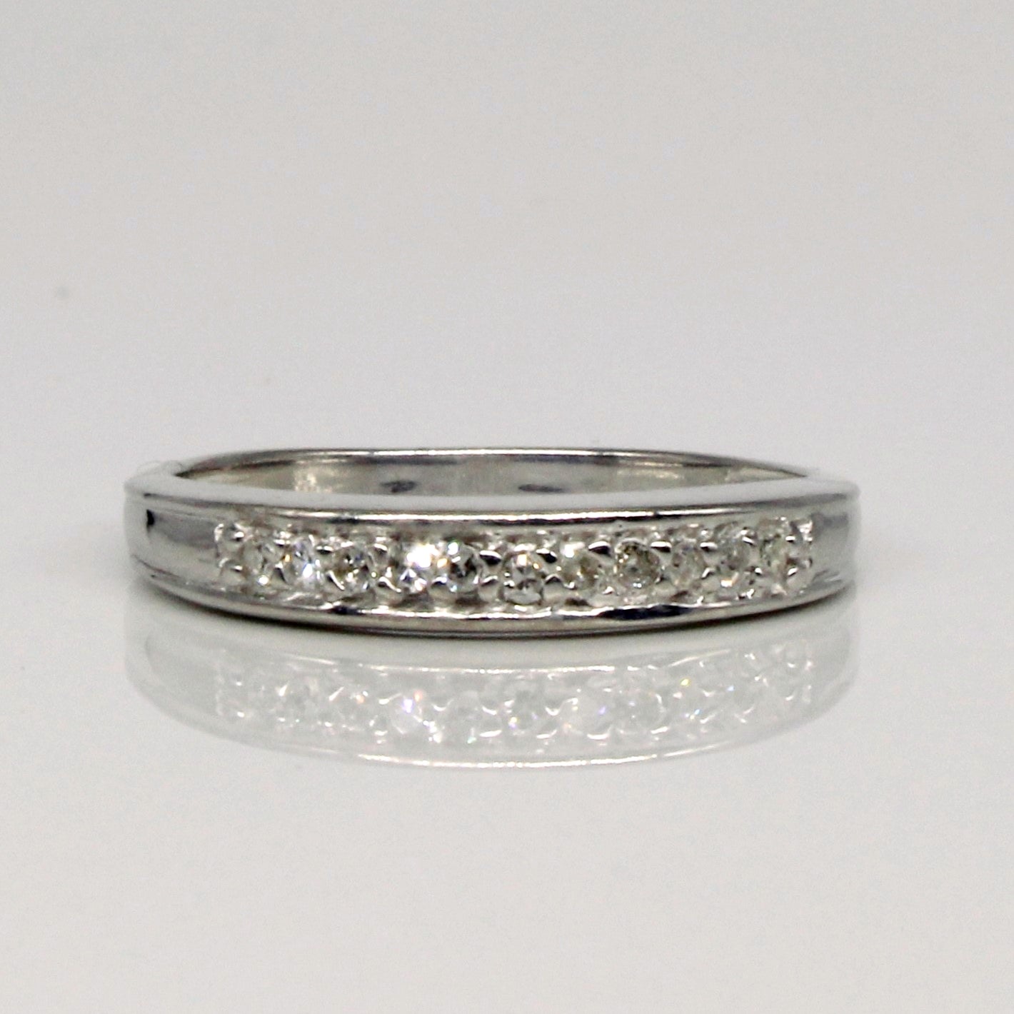 Bague sertie de diamants en canal | 0,06 ct | Taille 7 | 