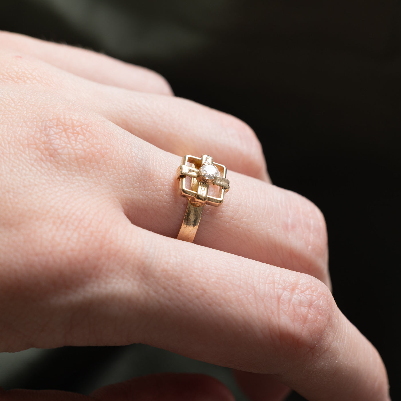 Solitaire Diamond Geometric Ring | 0.12ct | SZ 7.5