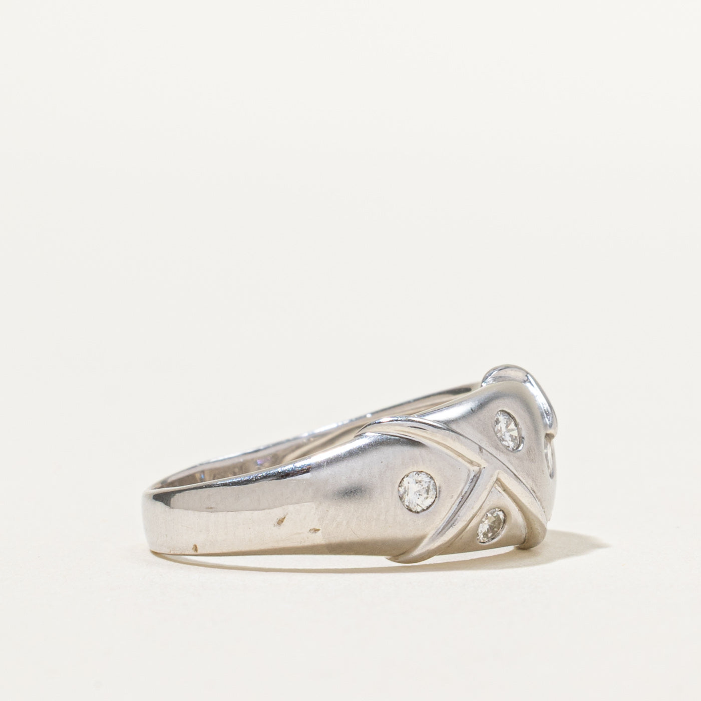 Scattered Diamond Ring | 0.28ctw | SZ 6.25