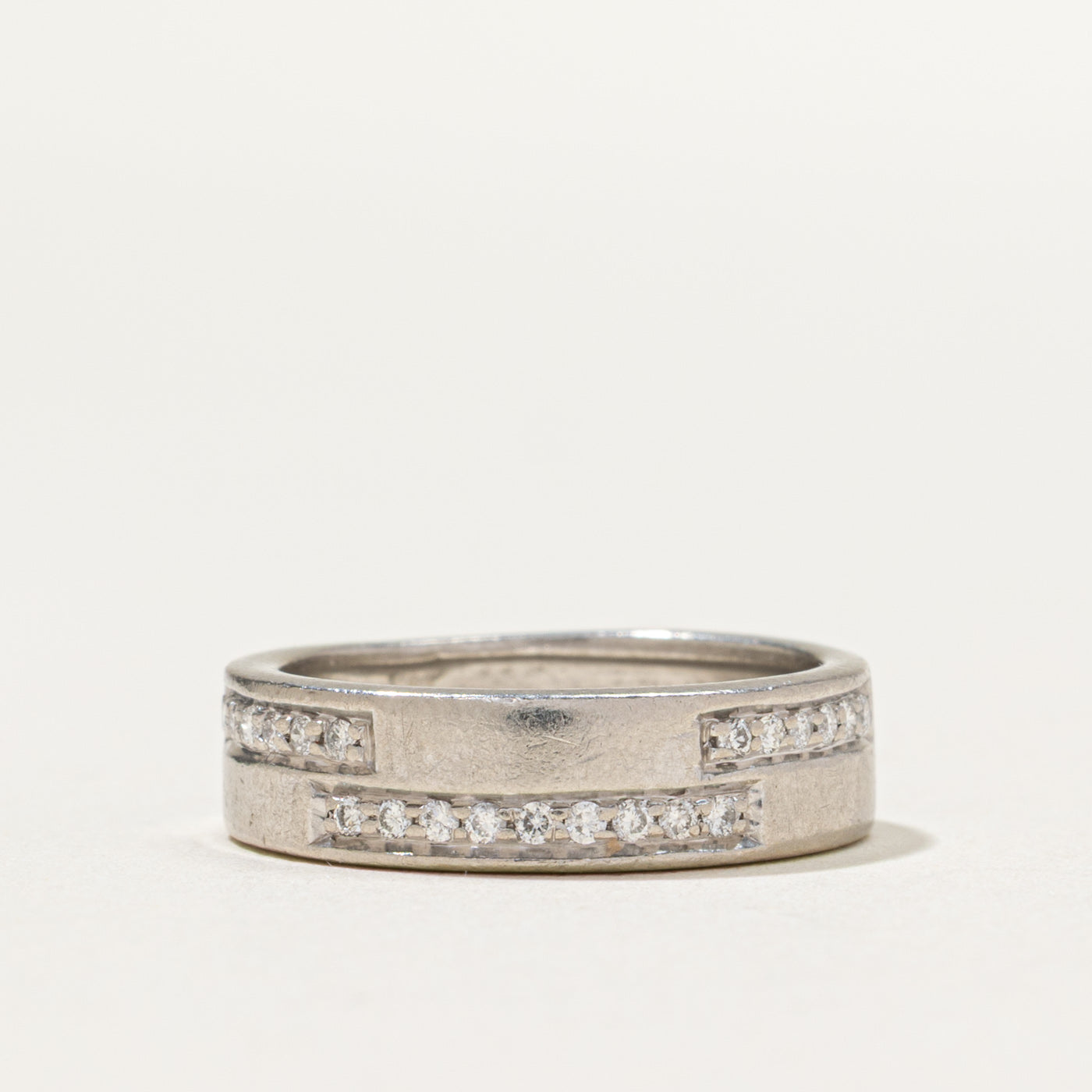 Diamond Accents Band | 0.21ctw | SZ 5