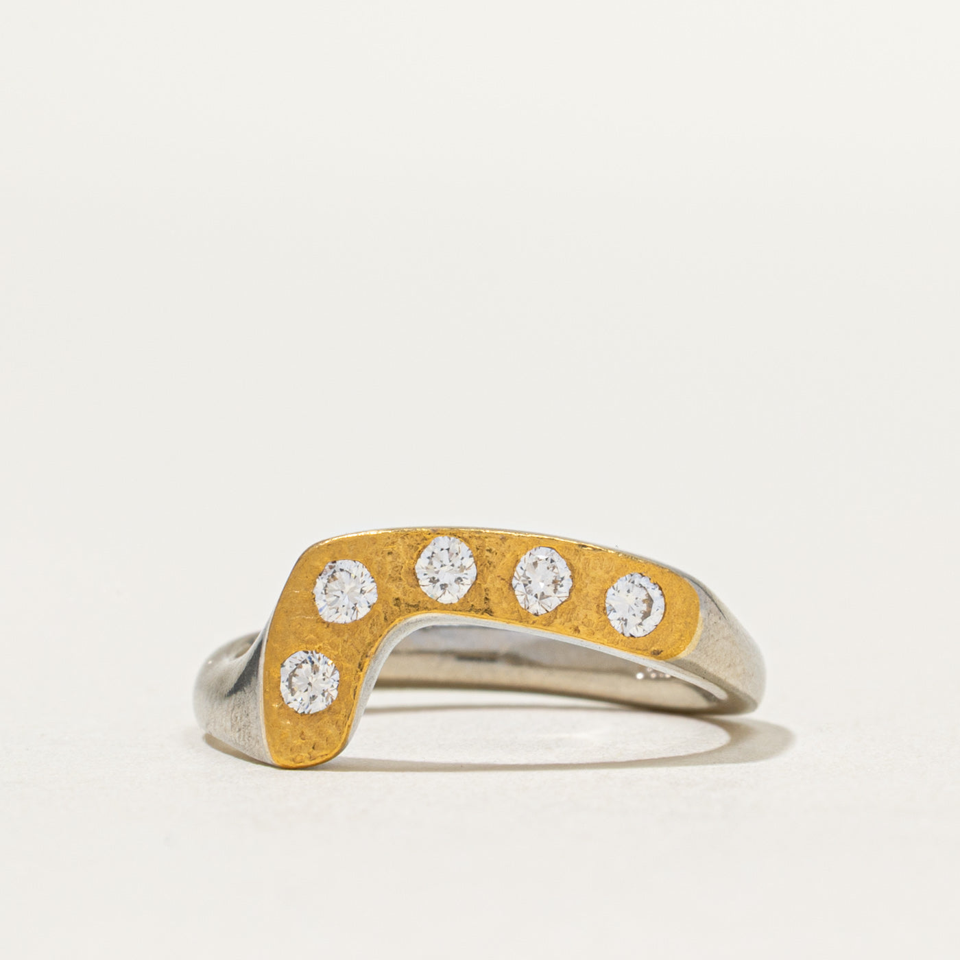 Two Tone Gold Five Stone Diamond Curved Ring | 0.25ctw | SZ 6