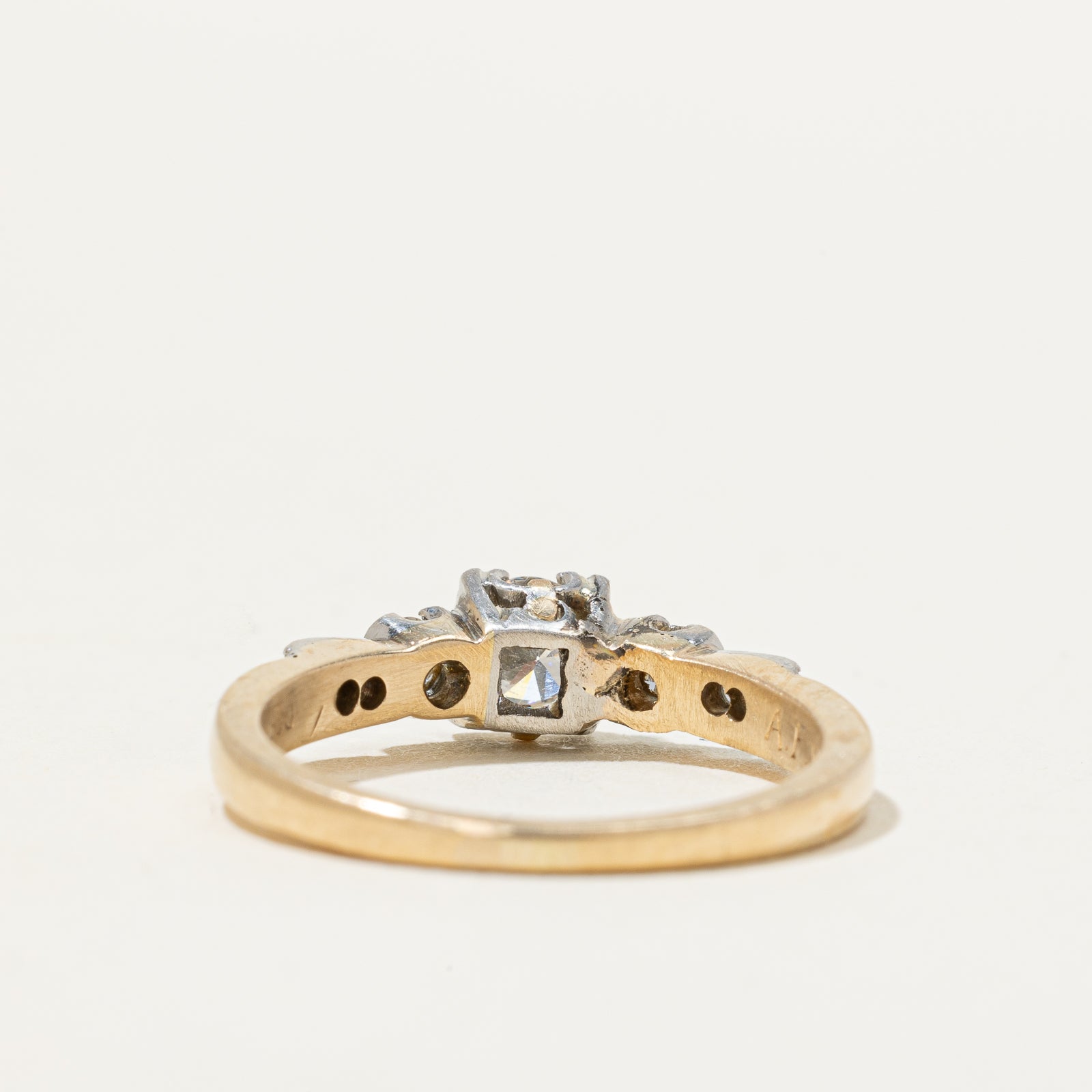 Vintage Diamond Ring | 0.36ctw | SZ 4 |