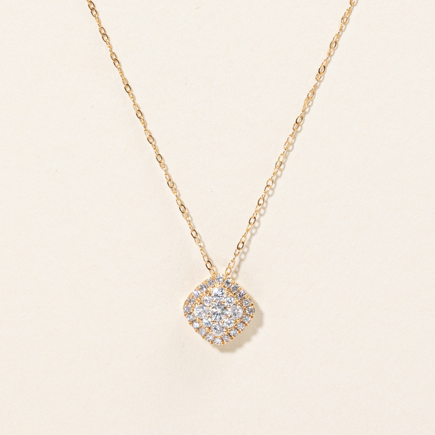 Diamond Cluster Pendant & Necklace | 0.50ctw | 18" |
