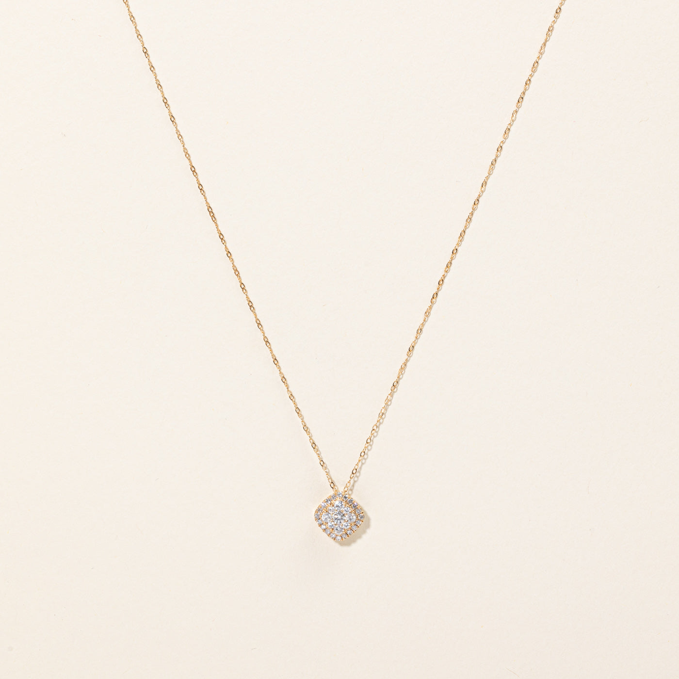 Diamond Cluster Pendant & Necklace | 0.50ctw | 18" |