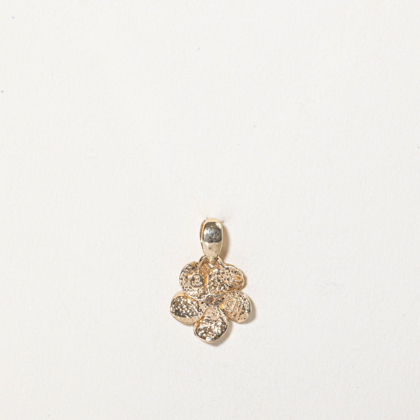 Pendentif Fleur en Diamant | 0,05 ct | 