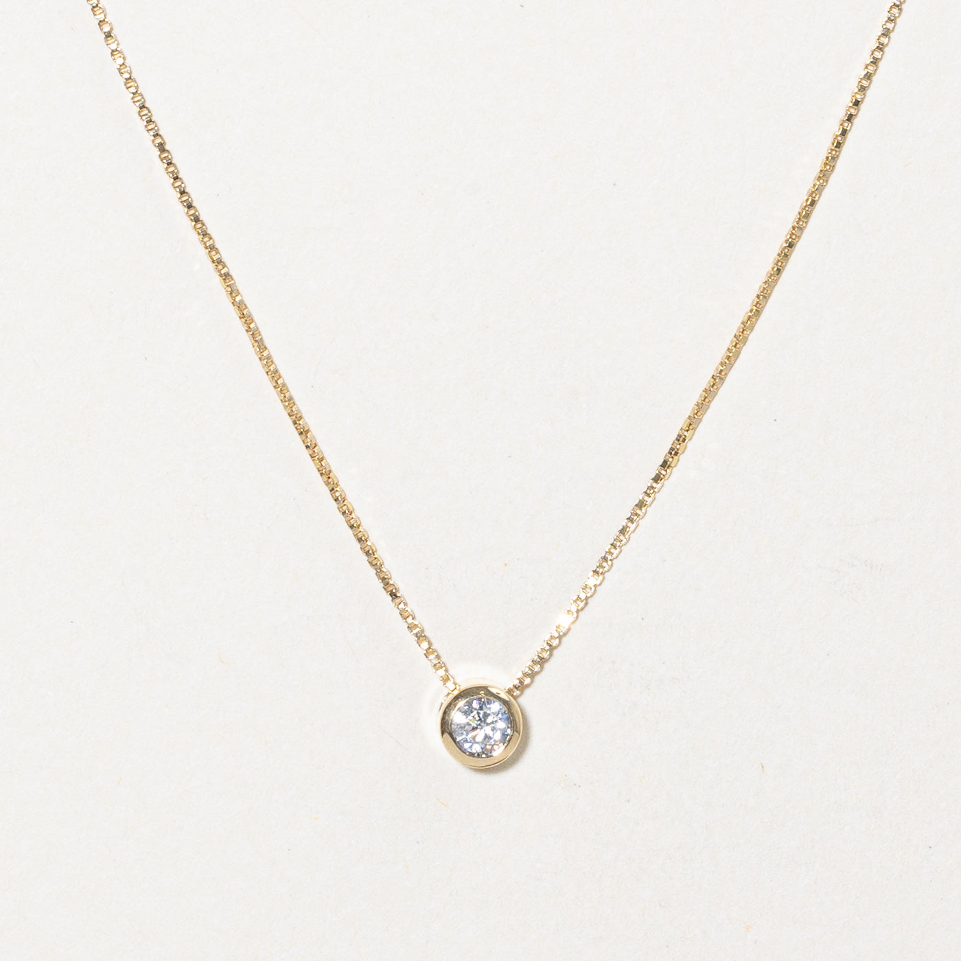 Collier serti clos de diamants | 0,15 ct | 45,7 cm | 