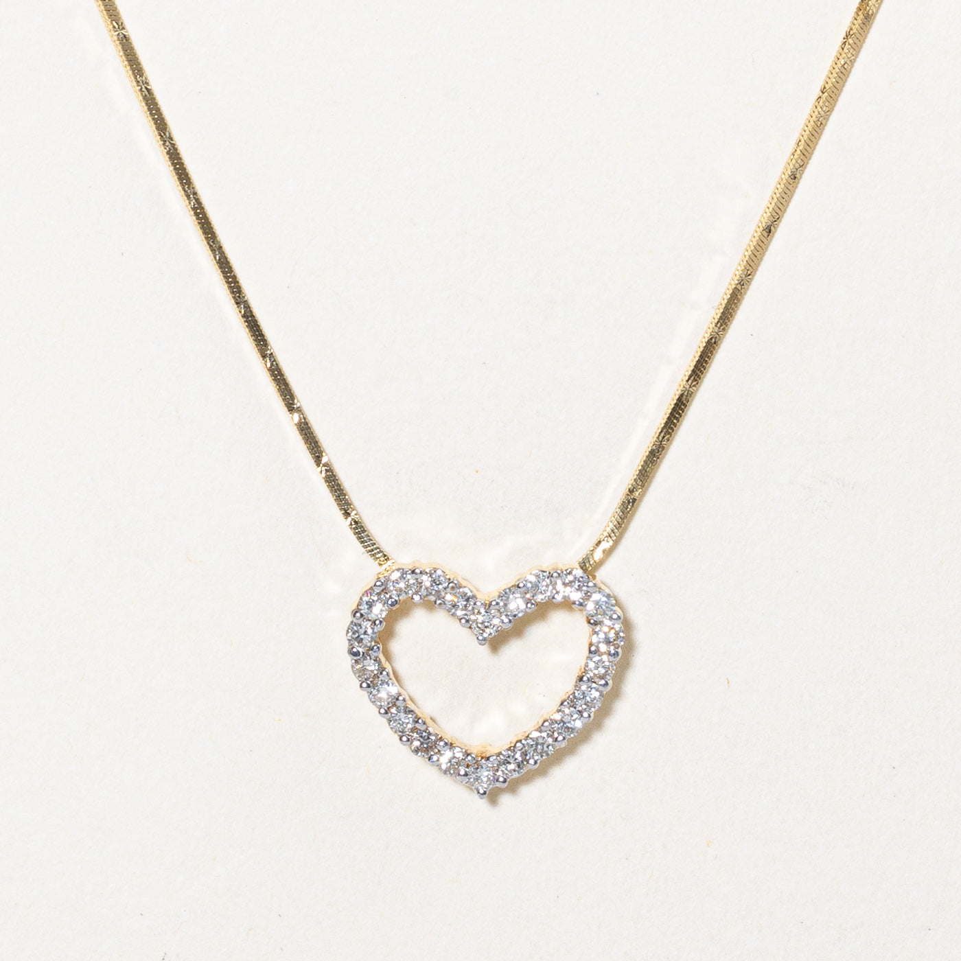 Diamond Heart Pendant Necklace | 0.50ctw | 16" |
