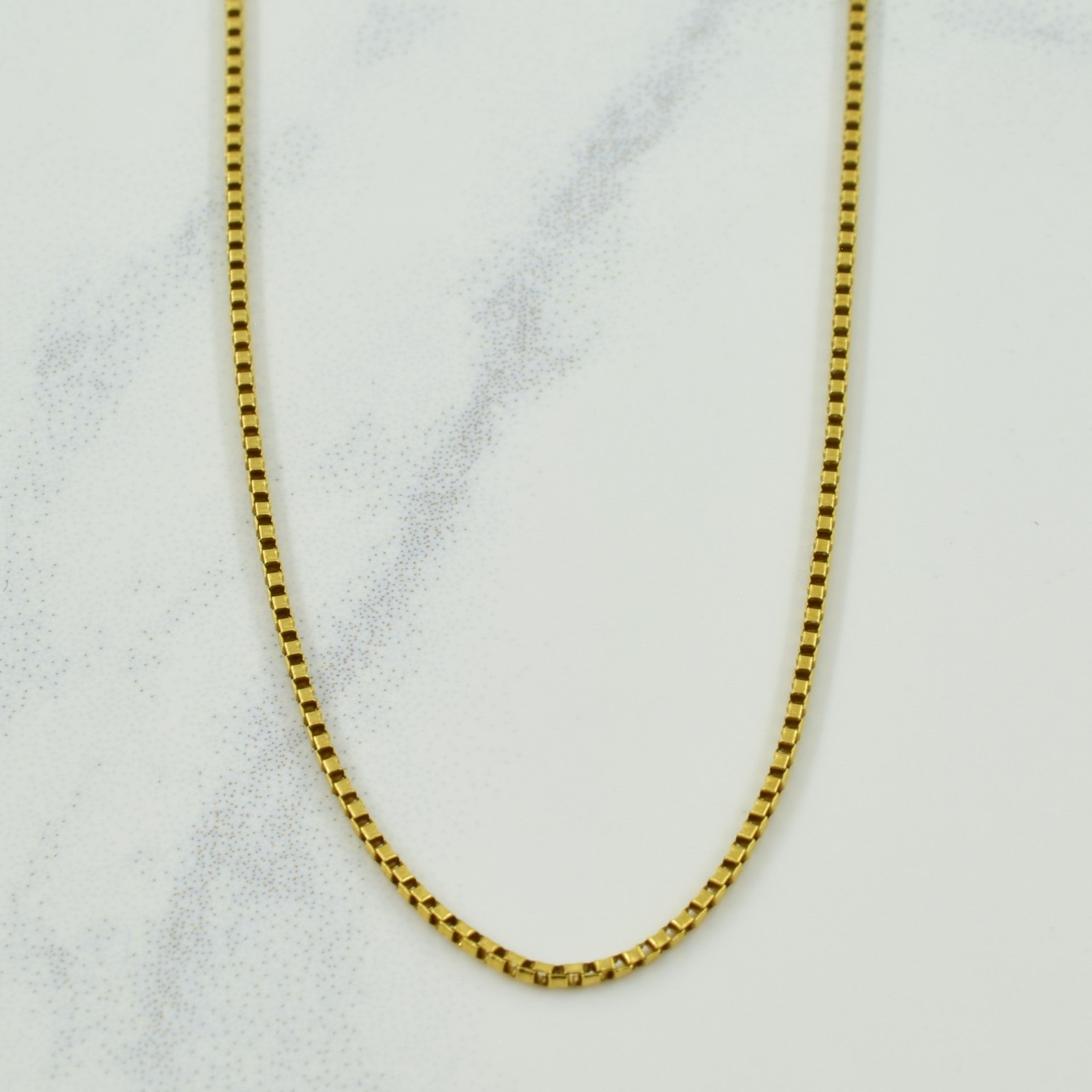 18k Yellow Gold Italian Hallmark  Box Chain | 28.75