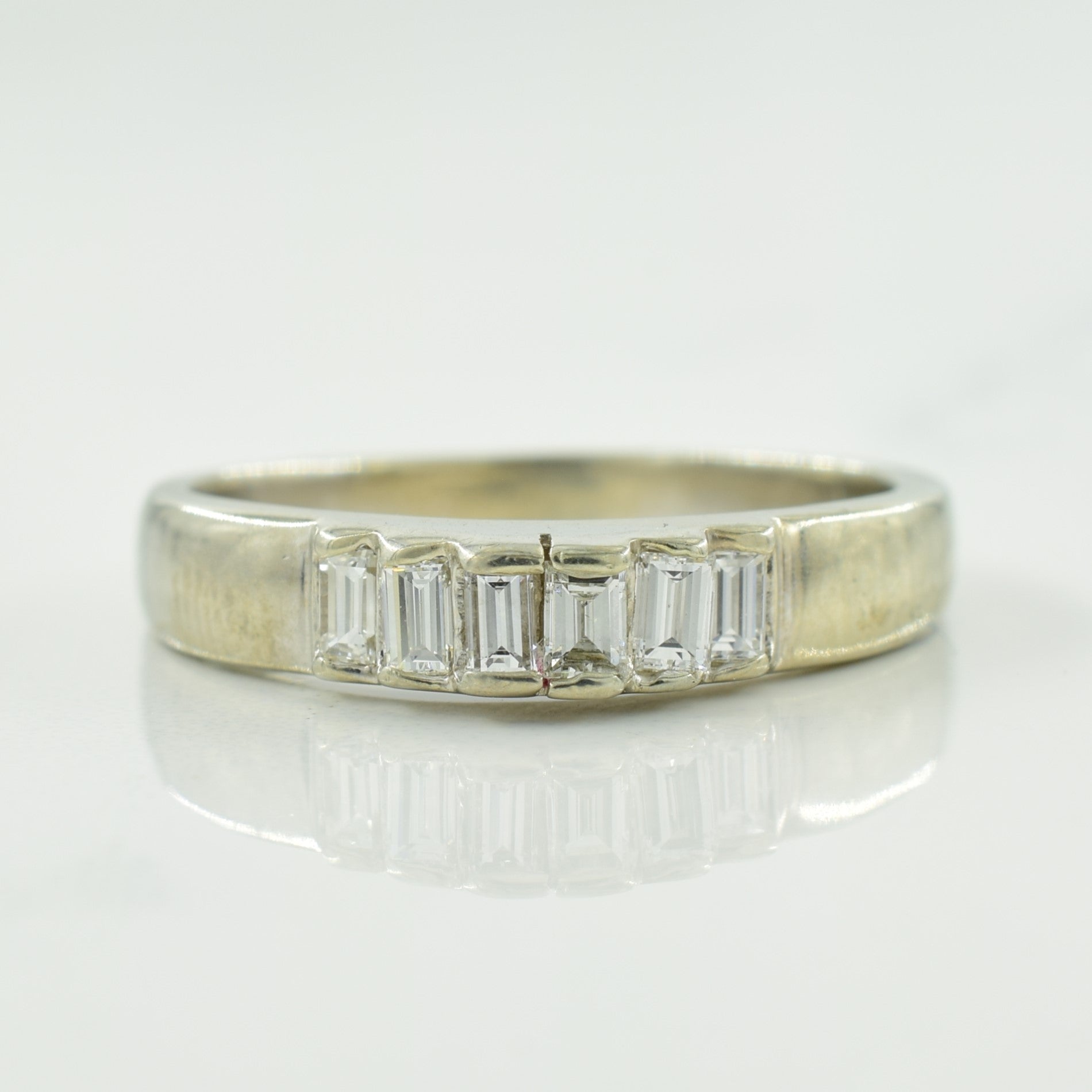 Diamond Ring | 0.24ctw | SZ 6.5 |