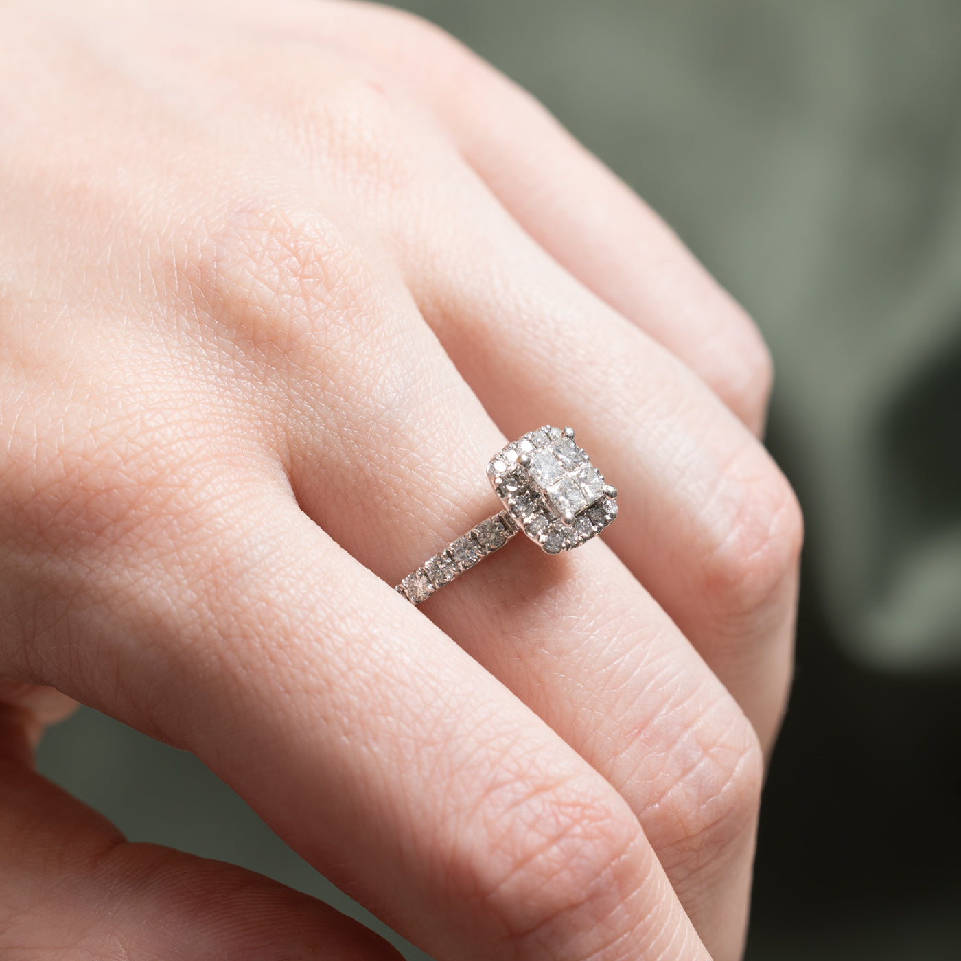 Princess Cut Diamond Halo Ring | 0.92ctw | SZ 9.25