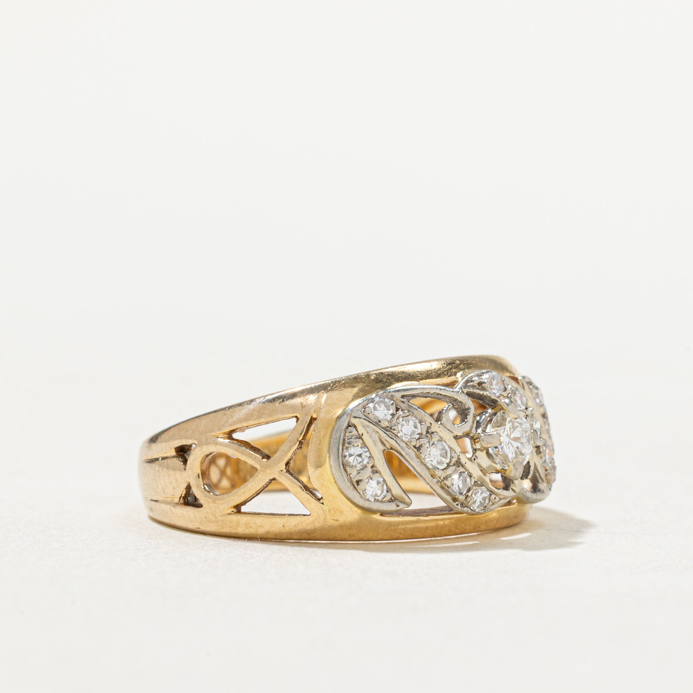 Two Tone Gold Diamond Openwork Ring | 0.25ctw | SZ 7.5