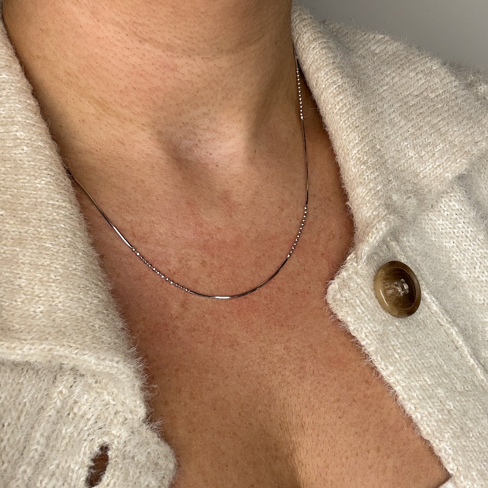 14k White Gold Beaded Chain | 18" |