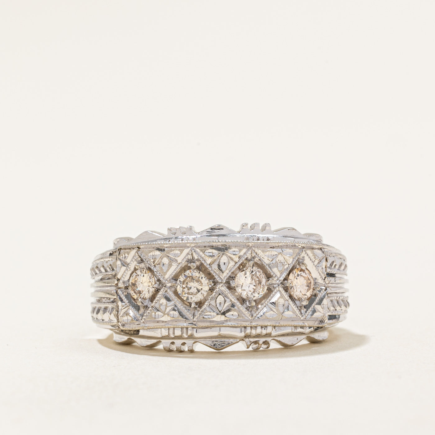 Illusion Set Diamond Ring | 0.32ctw | SZ 7.75 |