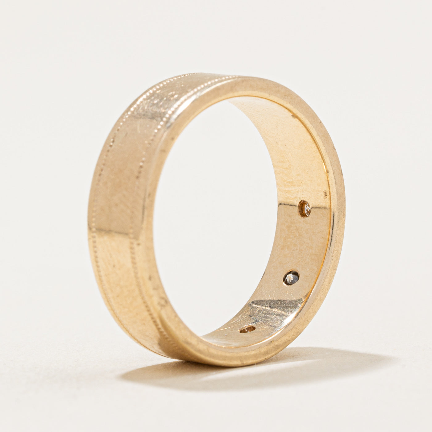 Flush Set Diamond Band | 0.14ctw | SZ 7.25 |