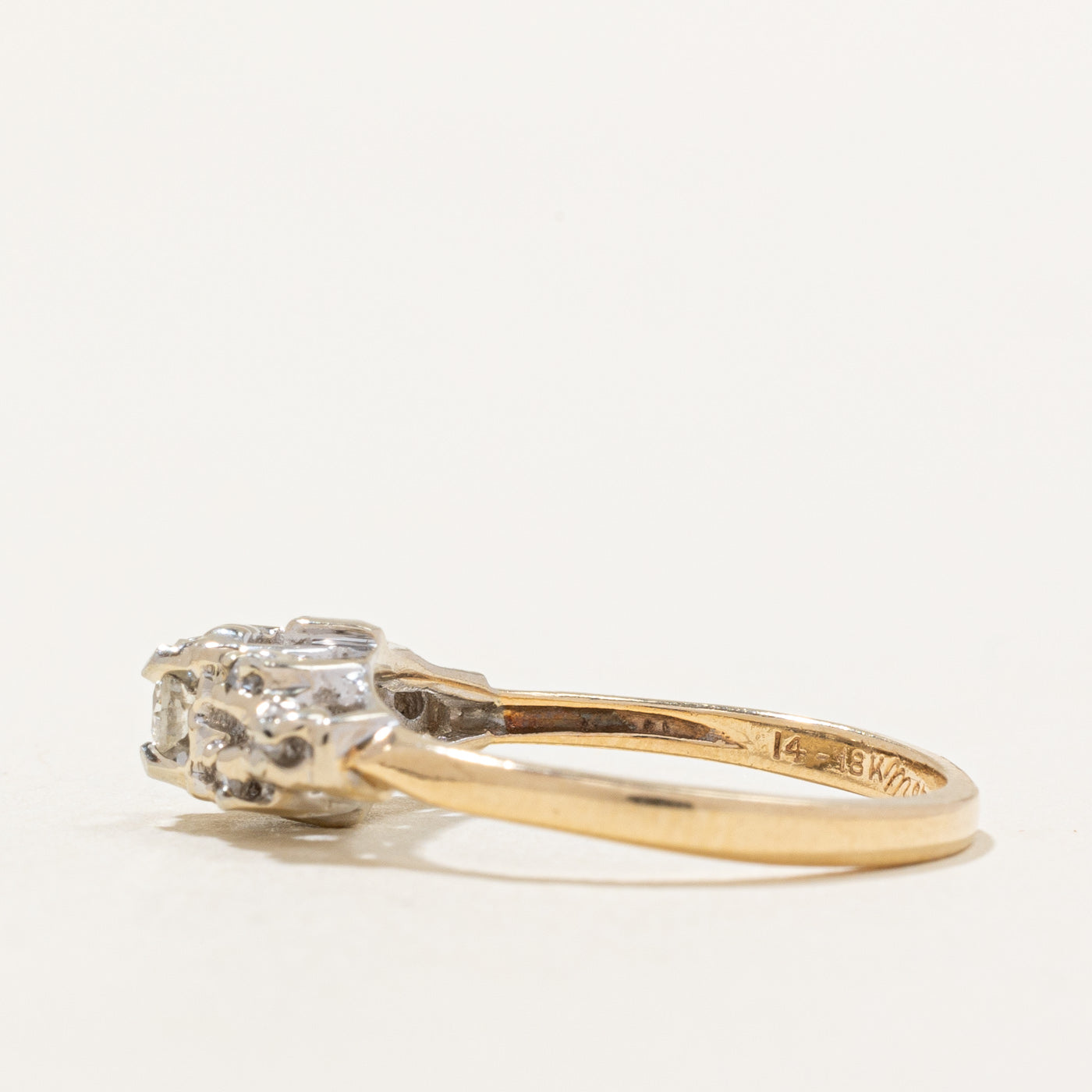 Diamond Engagement Ring | 0.29ctw | SZ 5.5 |