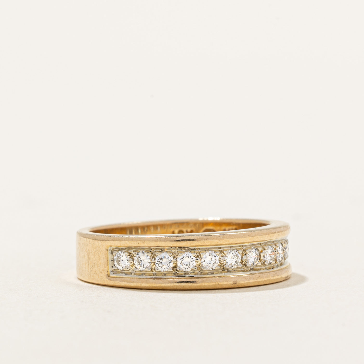 Illusion Set Semi Eternity Diamond Band | 0.25ctw | SZ 6 |