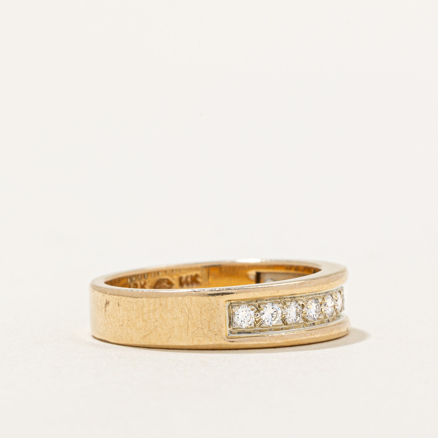Illusion Set Semi Eternity Diamond Band | 0.25ctw | SZ 6 |