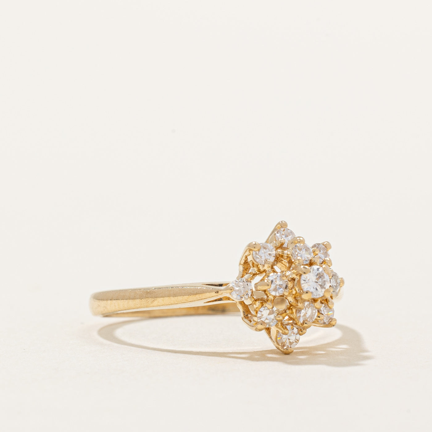 Diamond Petal Cluster Ring | 0.25ctw | SZ 6 |
