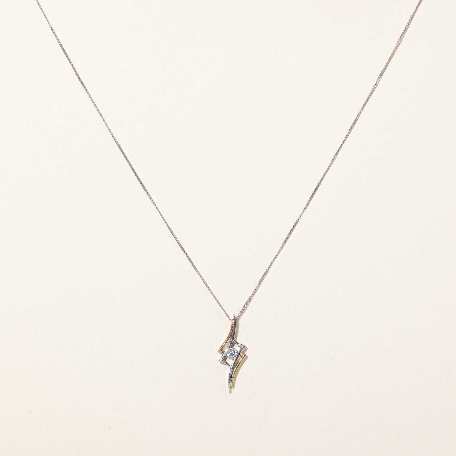 Two Tone Diamond Pendant & Necklace | 0.13ct | 18" |