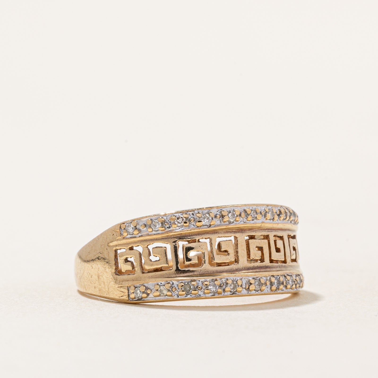 Filigree Diamond Ring | 0.10ctw | SZ 8.5 |