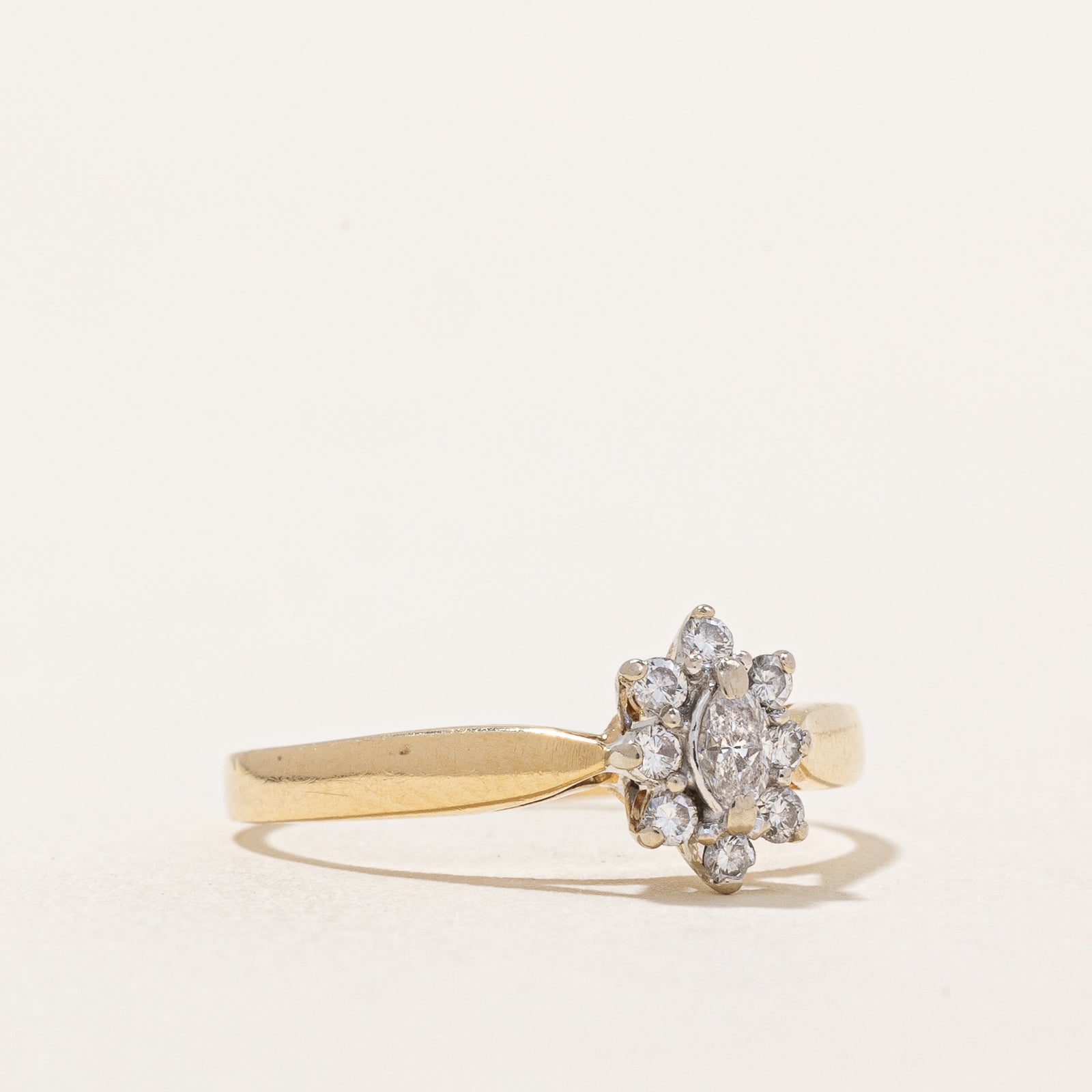 Diamond Flower Ring | 0.13ctw | SZ 4.5 |