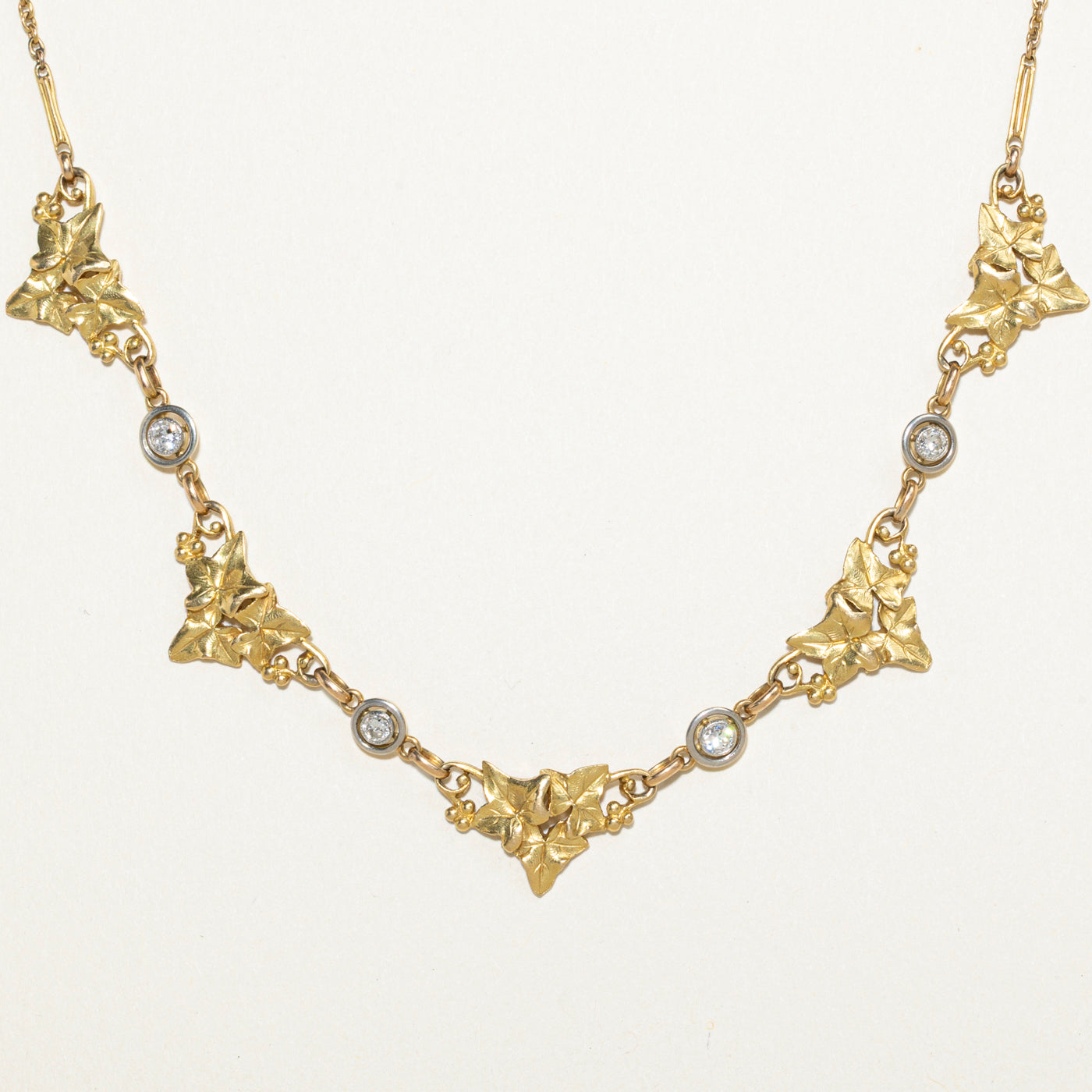 18K Bezel Set Diamond Floral Necklace | 0.40ctw | 17"