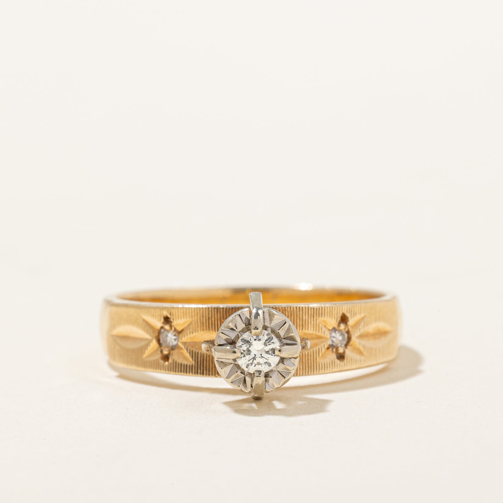 High Illusion Set Diamond Ring | 0.11ctw | SZ 7.5 |