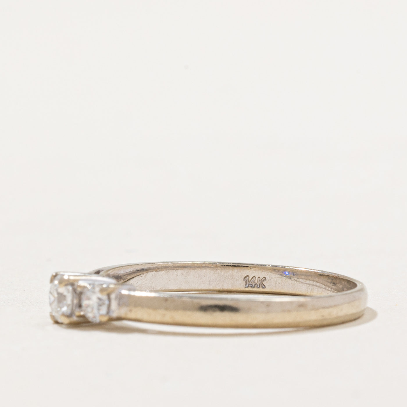 Bague trois diamants | 0,24 ct | Taille 6 |