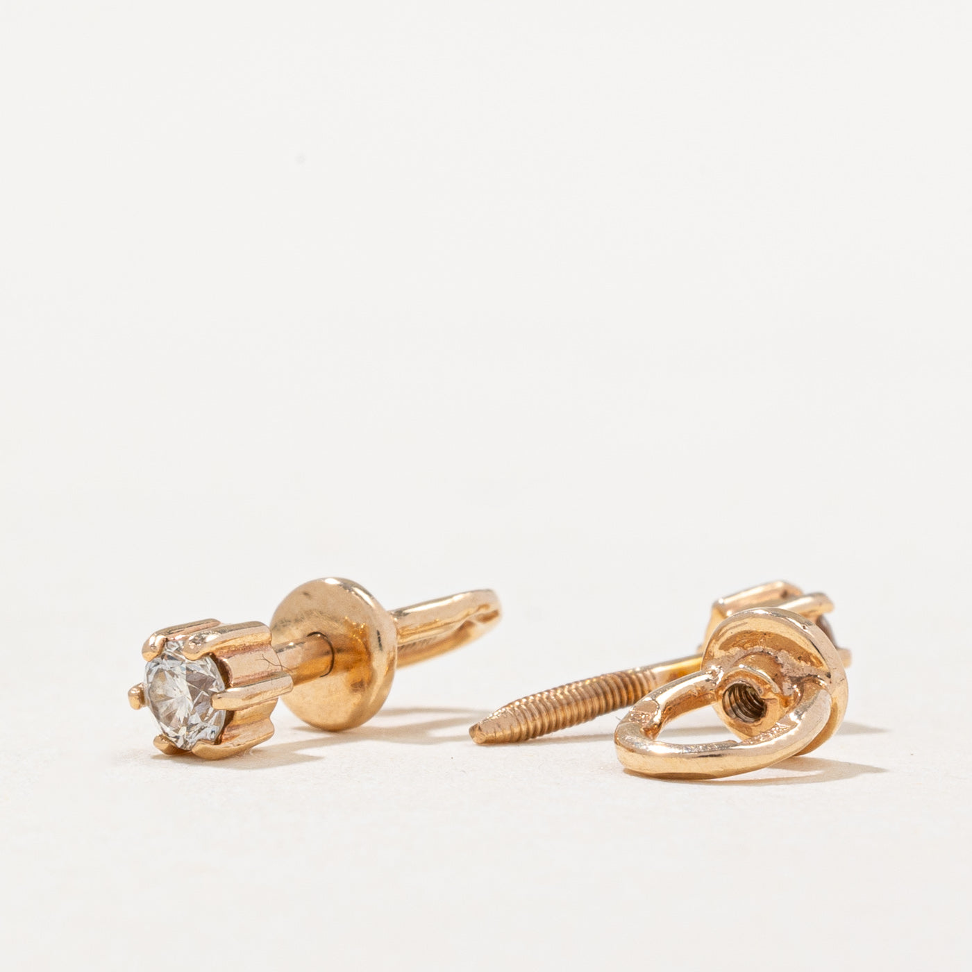 Diamond Stud Earrings | 0.20ctw |