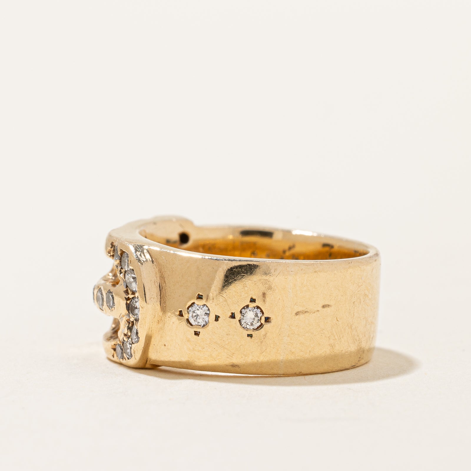 Diamond Buckle Band | 0.30ctw | SZ 4.5 |