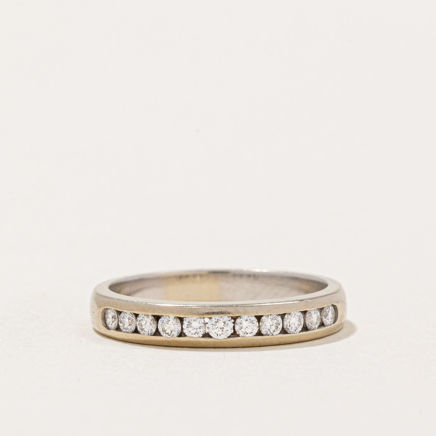Alliance semi-éternité sertie de diamants en canal | 0,25 ct au total | Taille 5,25 | 