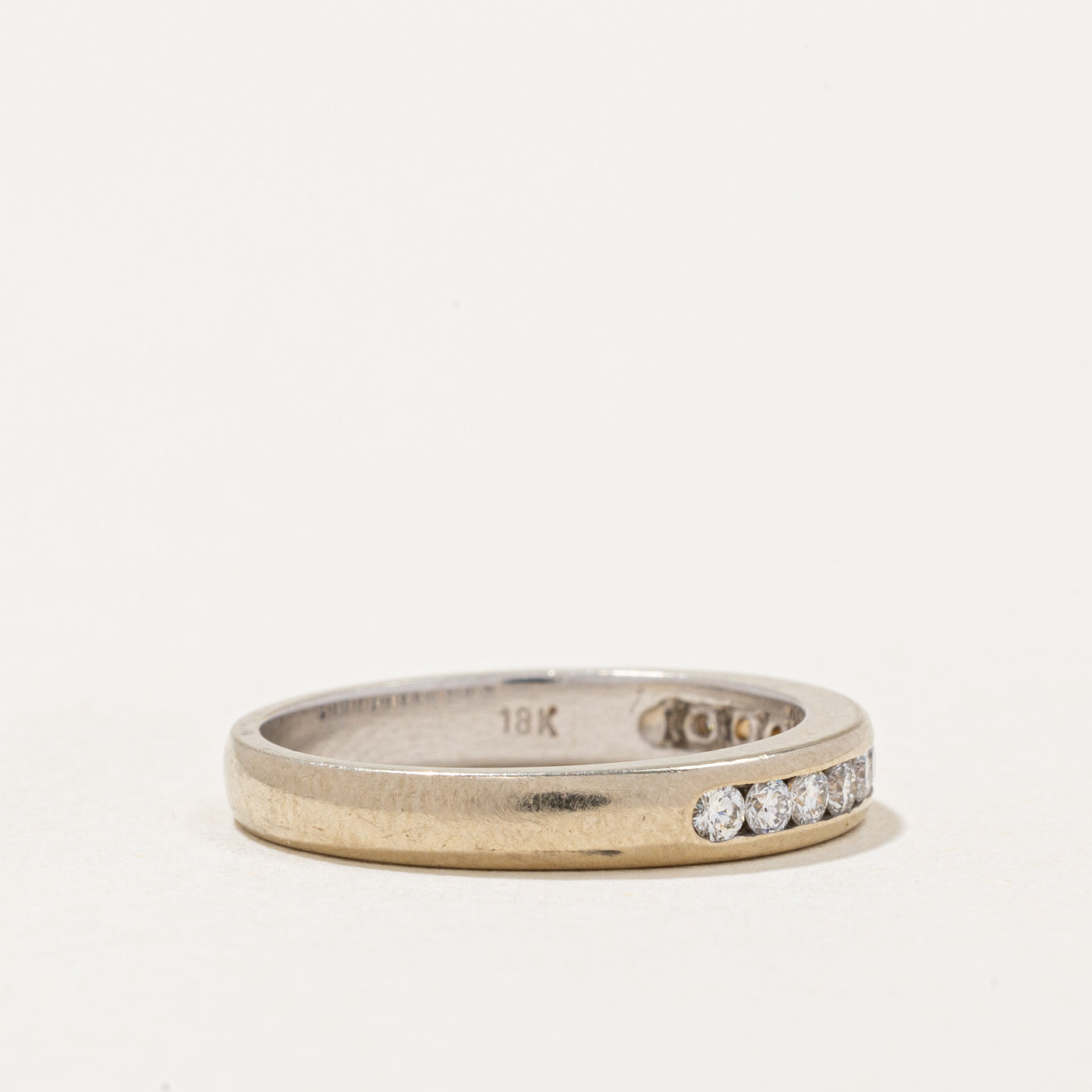 Alliance semi-éternité sertie de diamants en canal | 0,25 ct au total | Taille 5,25 | 