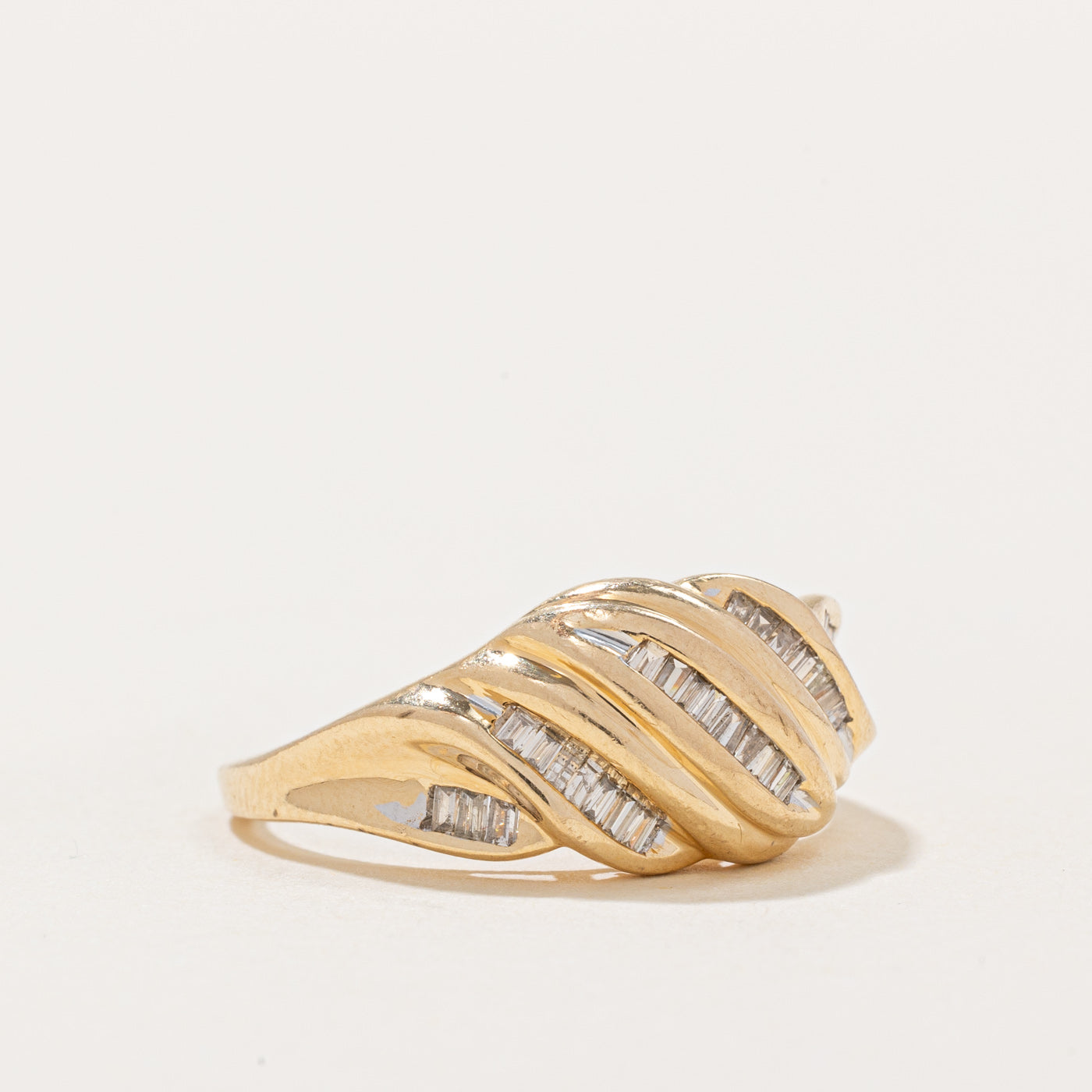 Baguette Cut Diamond Croissant Dome Ring | 0.28ctw | SZ 8.25 |