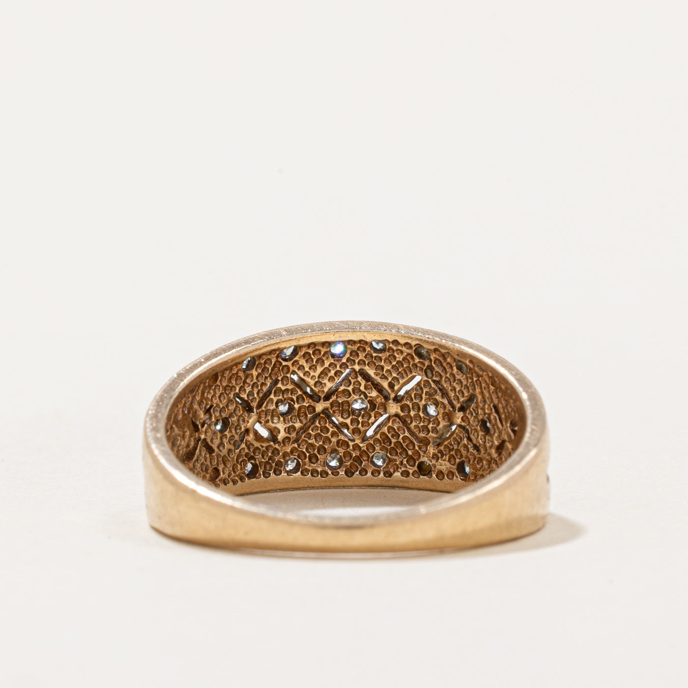 Diamond Cocktail Ring | 0.08ctw | SZ 6 |
