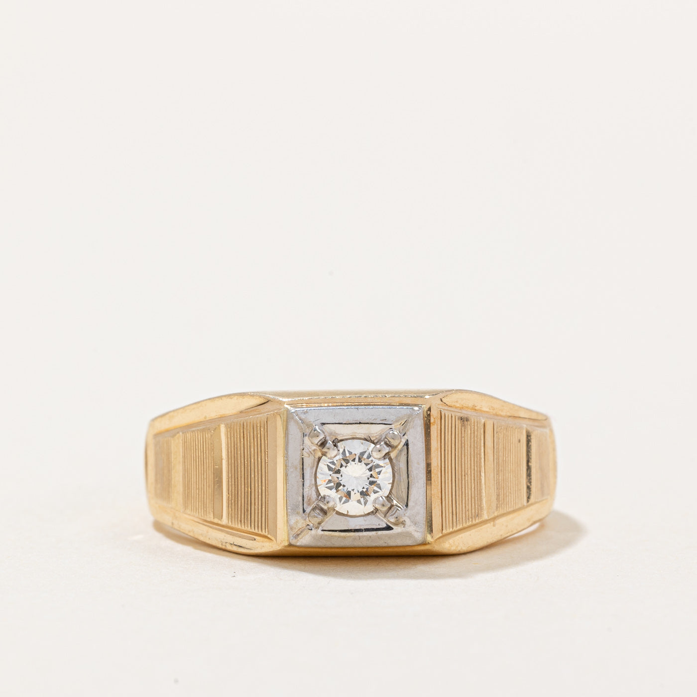 Illusion Set Diamond Ring | 0.24ct | SZ 10.75 |