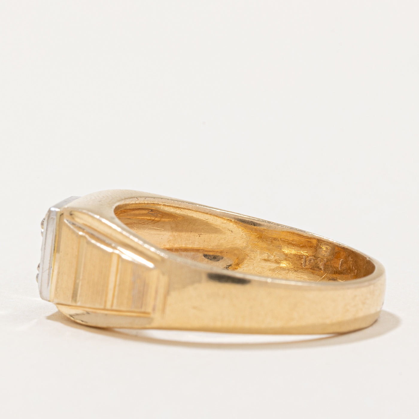 Illusion Set Diamond Ring | 0.24ct | SZ 10.75 |