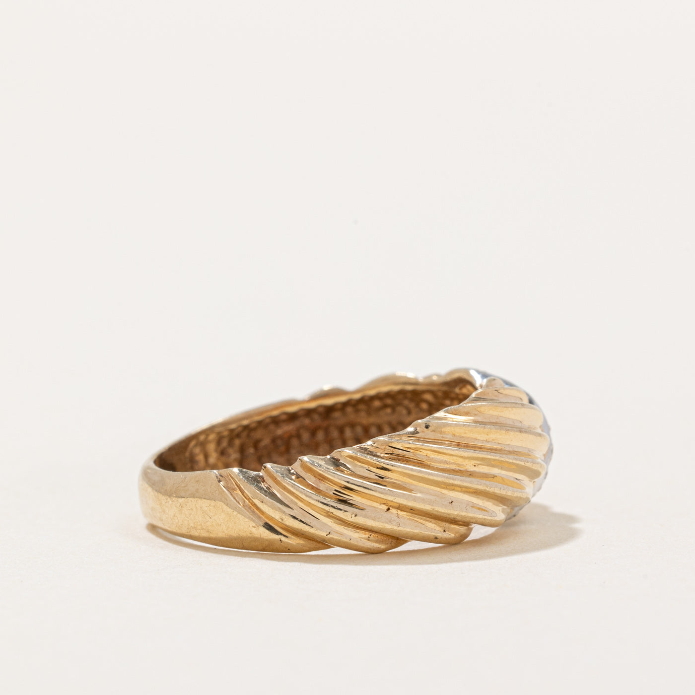 Diamond Wave Dome Ring | 0.08ctw | SZ 7.25 |