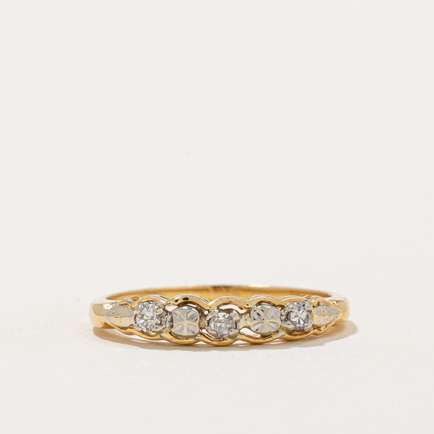 Illusion Set Diamond Ring | 0.10ctw | SZ 8.5 |