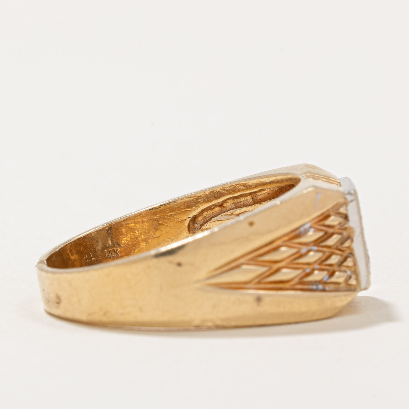 Illusion Set Diamond Textured Ring | 0.48ctw | SZ 11.5 |