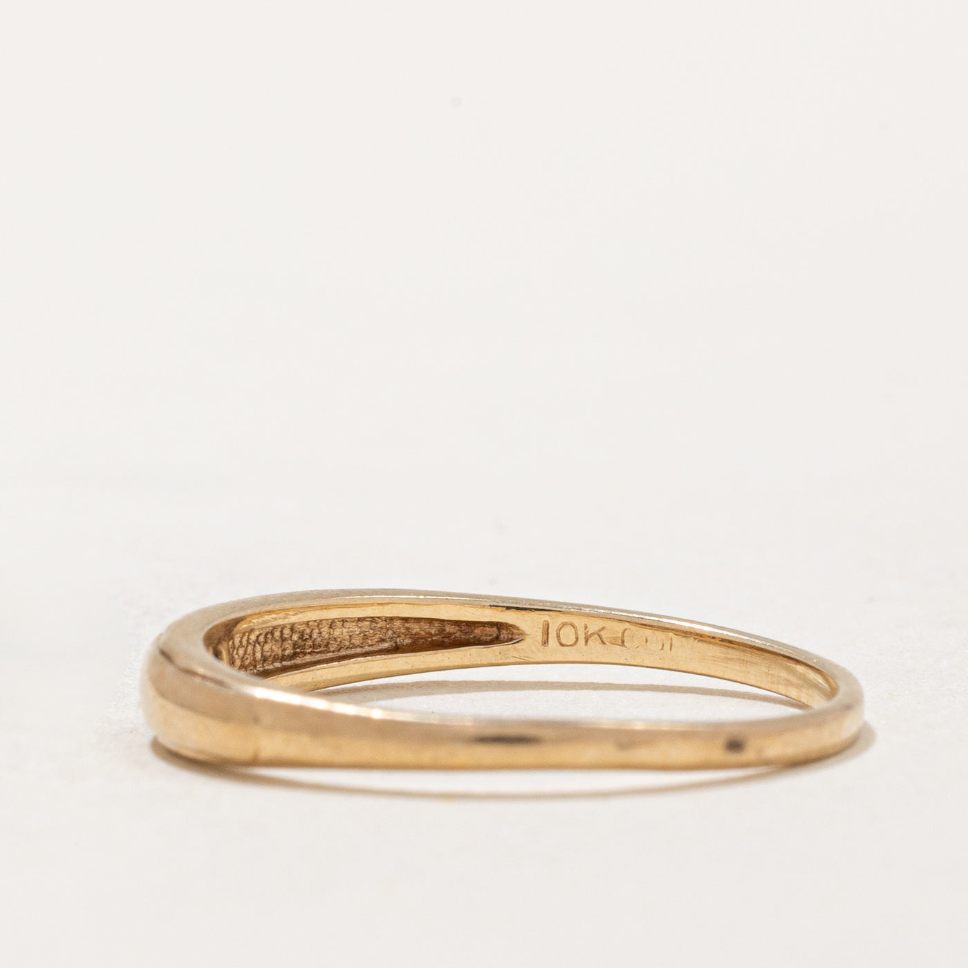 Flush Set Diamond Band | 0.01ct | SZ 6 |