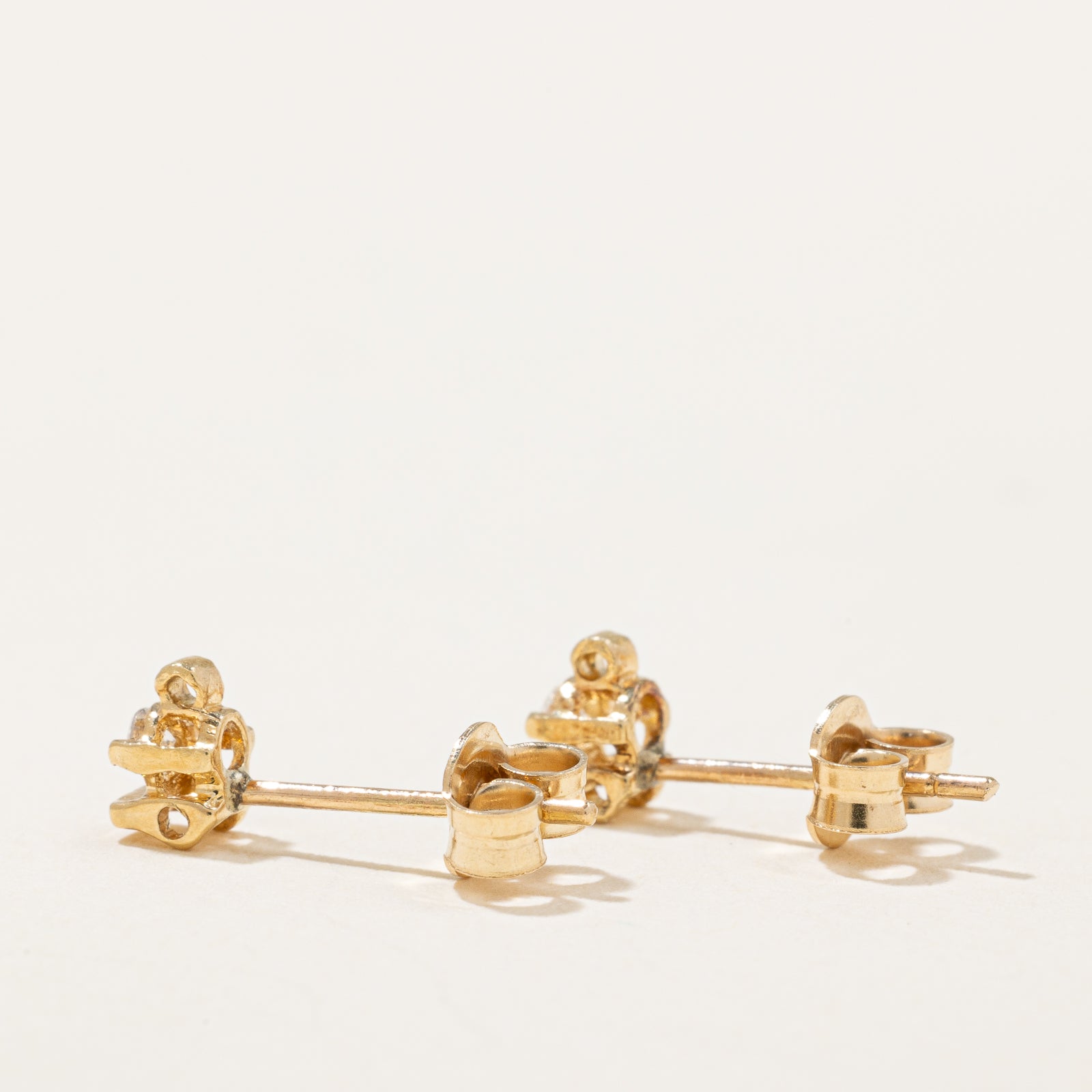 Diamond Stud Earrings | 0.06ctw |