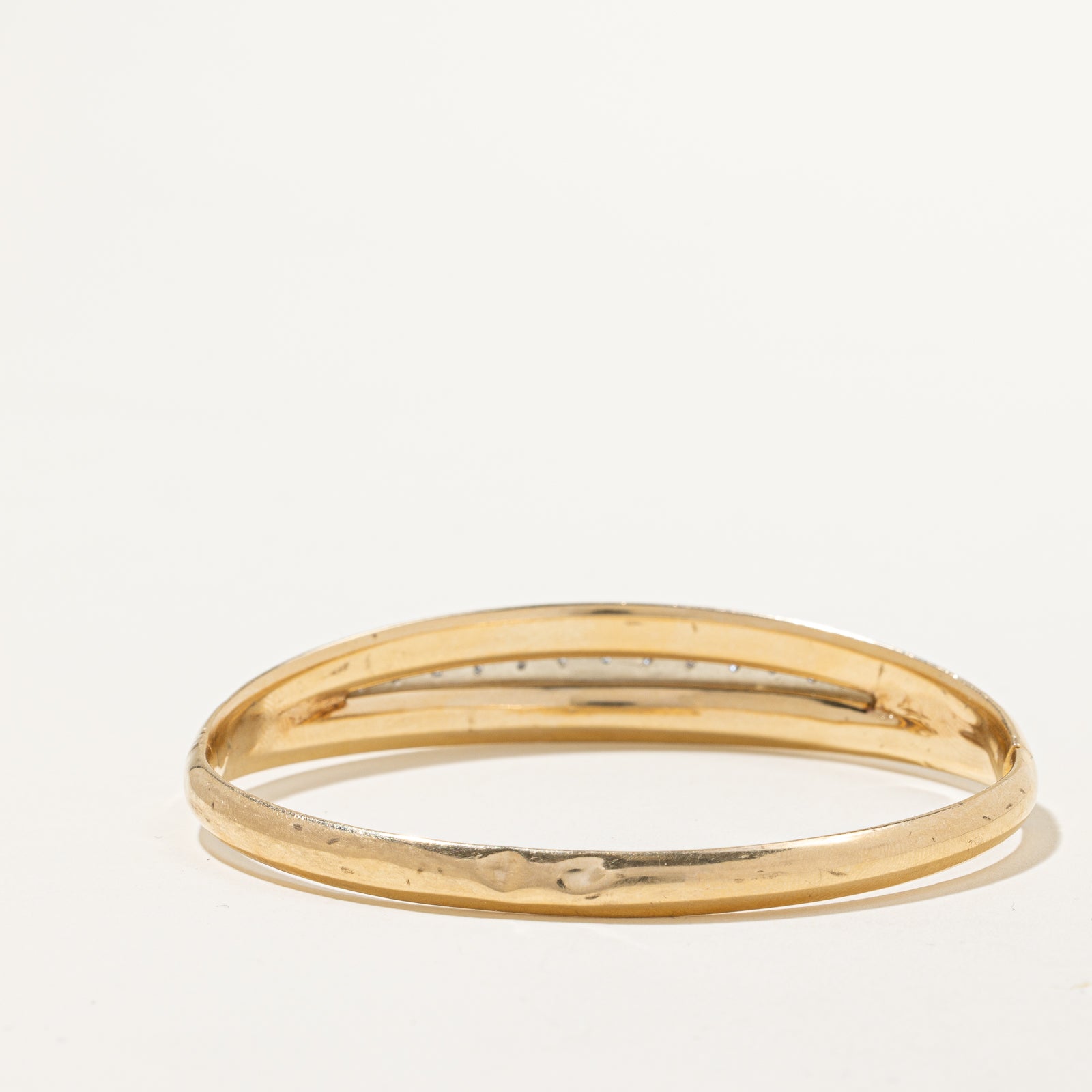 Diamond Bangle | 0.12ctw | 7" |