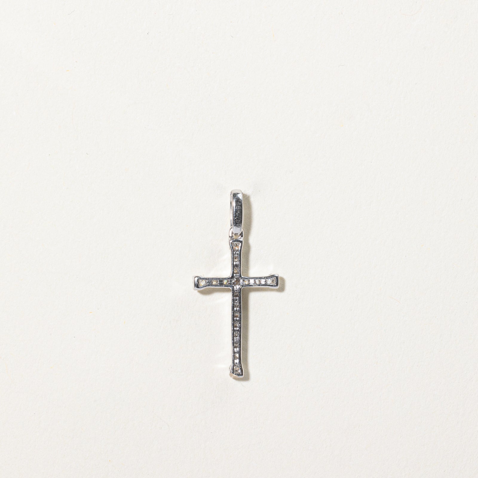 Diamond Cross Pendant | 0.18ctw |