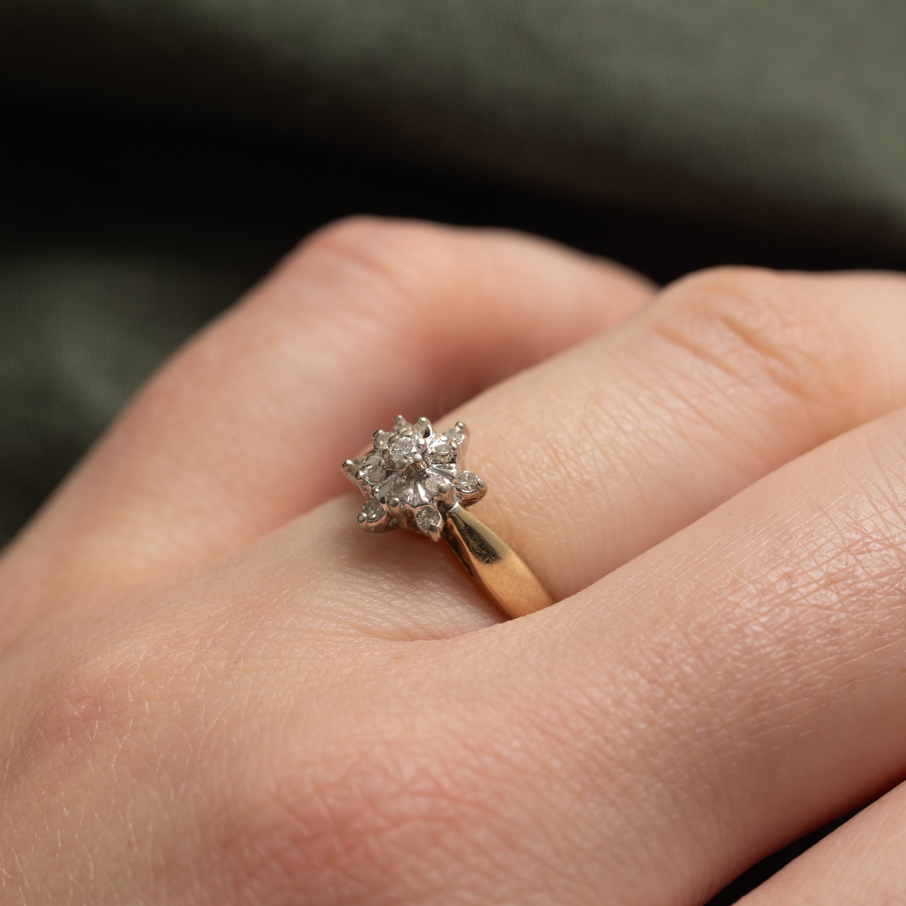 Diamond Cluster Petal Ring | 0.08ctw | SZ 4.75 |