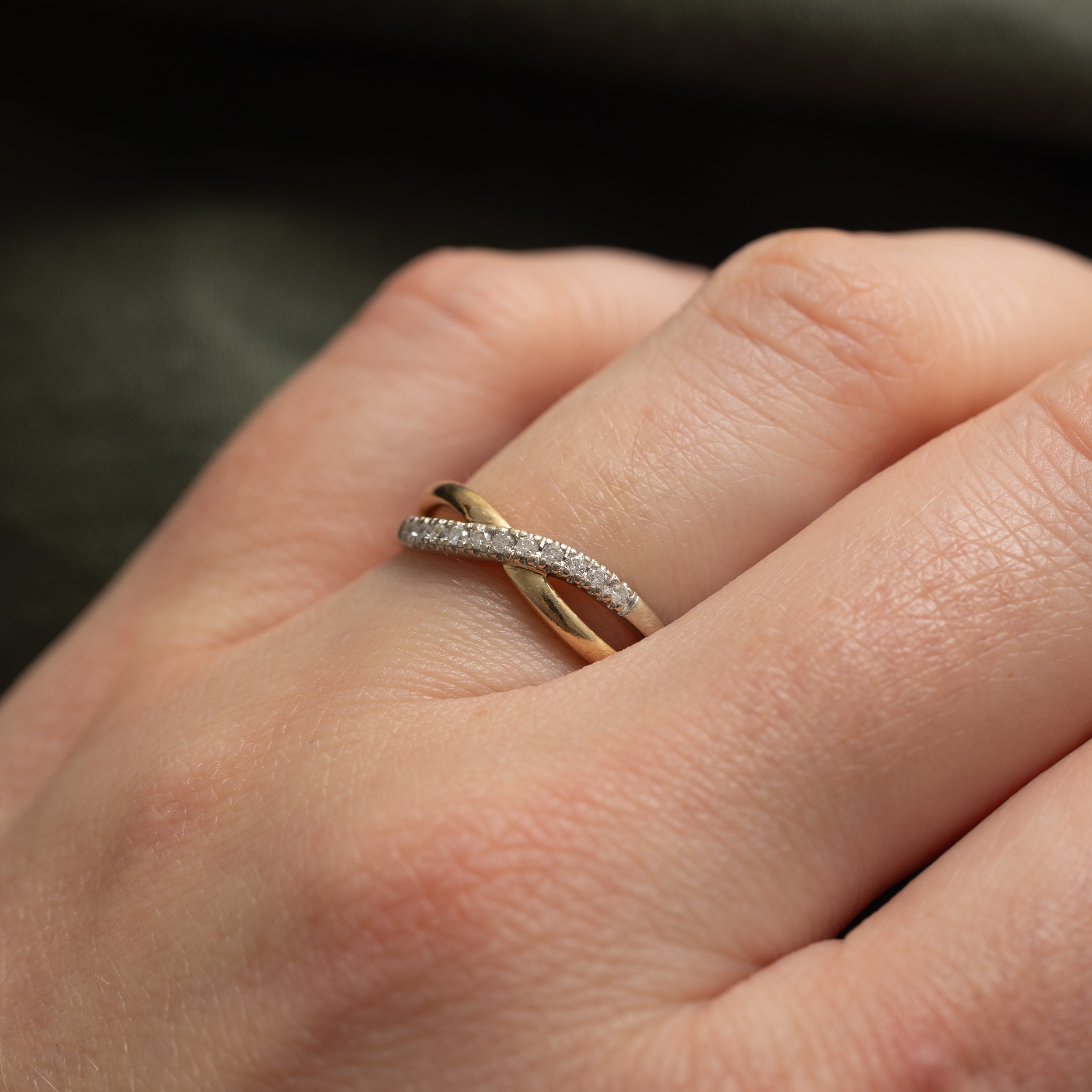 Semi Eternity Diamond Crossover Ring | 0.06ctw | SZ 6.25 |