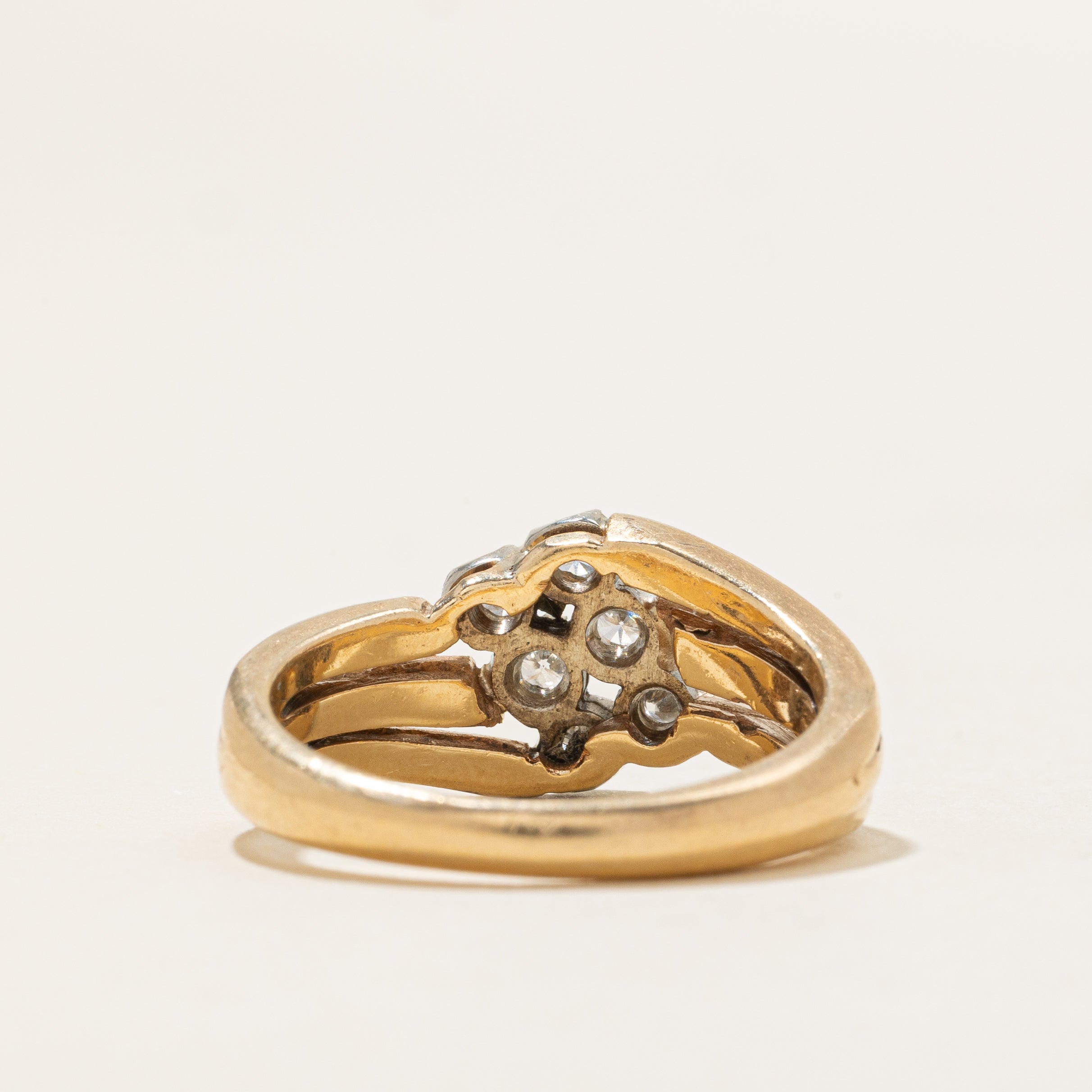 Diamond Grid Openwork Bypass Ring | 0.24ctw | SZ 5.75 |